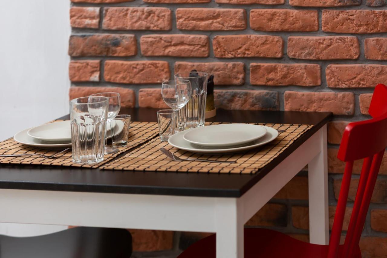 Downtown Studio Apartment Poznanska By Renters Warszawa Exteriör bild